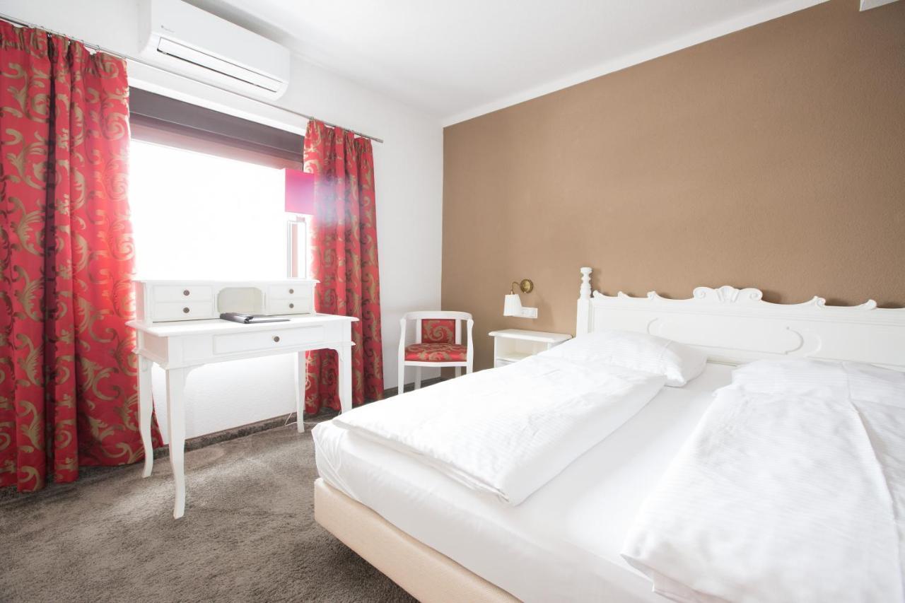 Boutiquehotel Goldhahn Bio Sport & Wellness Aalen Exterior foto