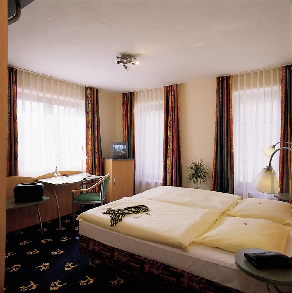 Boutiquehotel Goldhahn Bio Sport & Wellness Aalen Exterior foto
