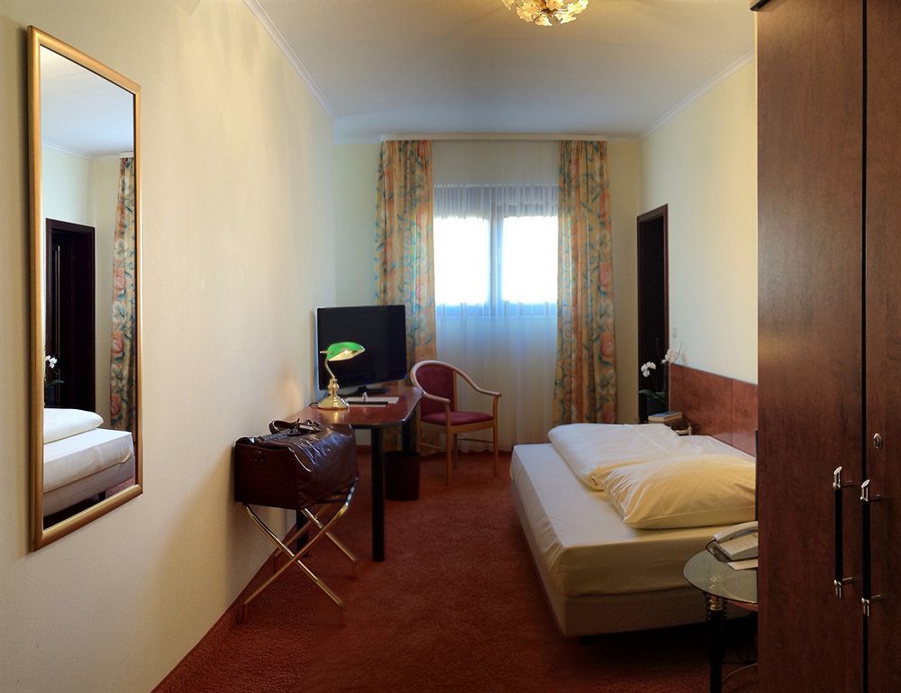 Boutiquehotel Goldhahn Bio Sport & Wellness Aalen Exterior foto