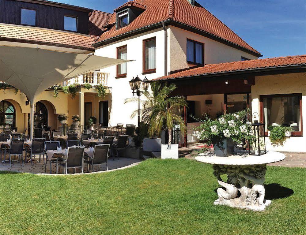 Boutiquehotel Goldhahn Bio Sport & Wellness Aalen Exterior foto